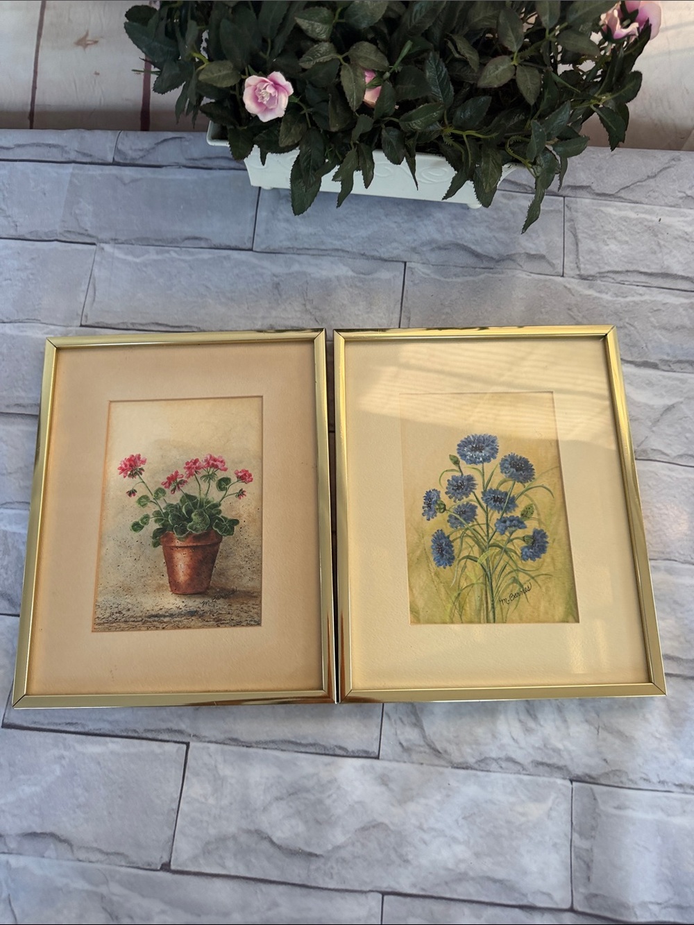 Vintage M BARNES Picture frames floral design artist signature Home decor